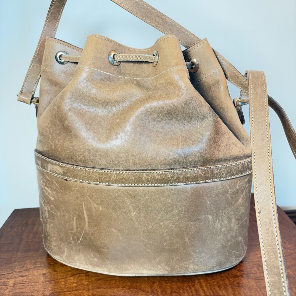 Gucci Brown Leather Drawstring “Bullet” Bucket Bag - Picture 2 of 5